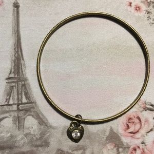 🛍️Vintage~Gold Tone Bronze Bracelet with Small Heart Charm